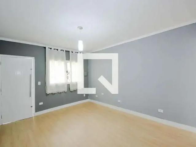 Casa / Sobrado para Locação em Guarulhos/SP Vila Nova Bonsucesso 2 Quartos