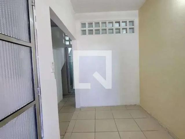 Casa / Sobrado para Locação em Guarulhos/SP Vila Rio de Janeiro 1 Quartos