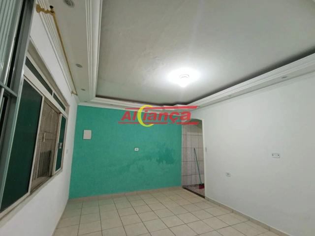 Casa / Sobrado para Locação em Guarulhos/SP Vila Rio de Janeiro 1 Quartos
