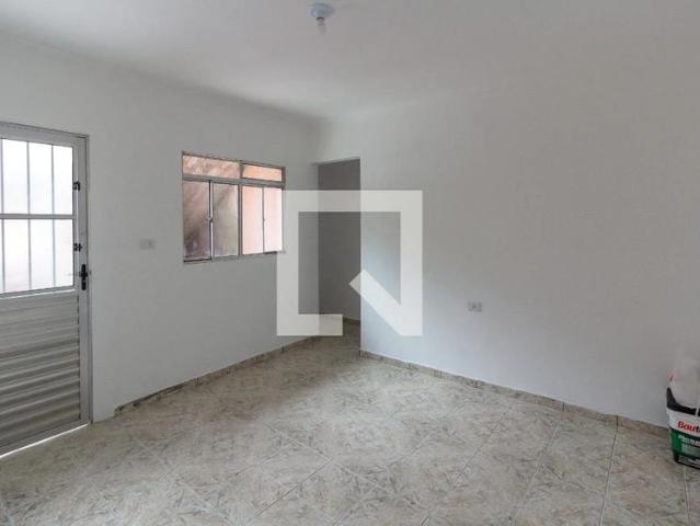 Casa / Sobrado para Locação em Guarulhos/SP Vila Rio de Janeiro 3 Quartos