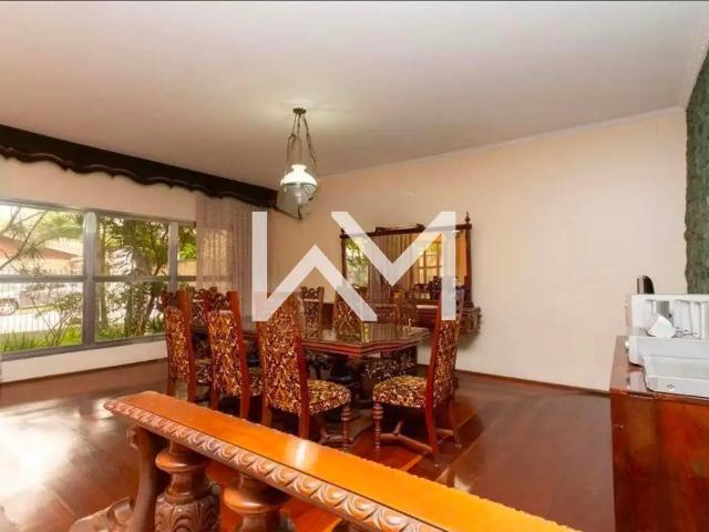 Casa / Sobrado para Locação em Guarulhos/SP Vila Rosália 5 Quartos