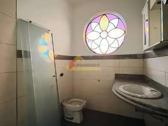 Casa / Sobrado para Locação em Divinópolis/MG Centro 4 Quartos