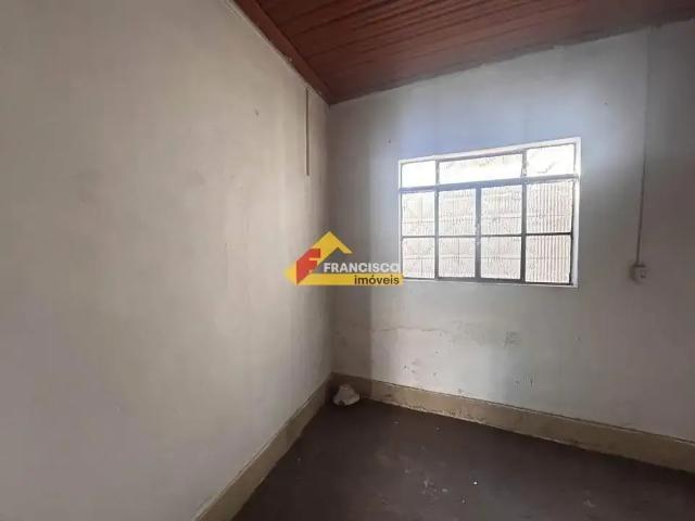 Casa / Sobrado para Locação em Divinópolis/MG Niterói 4 Quartos