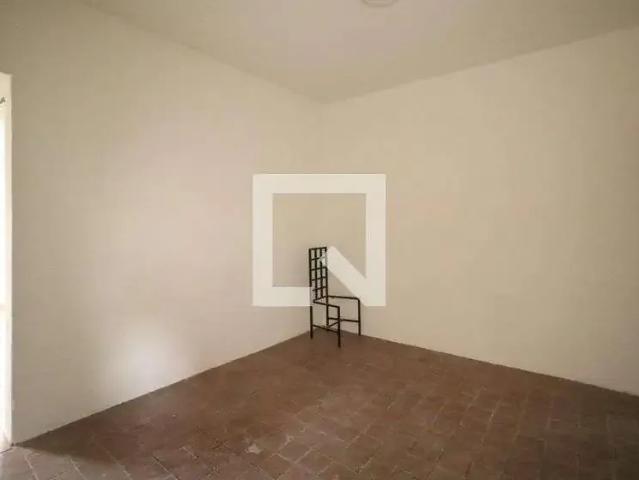 Casa / Sobrado para Locação em Diadema/SP Campanário 3 Quartos