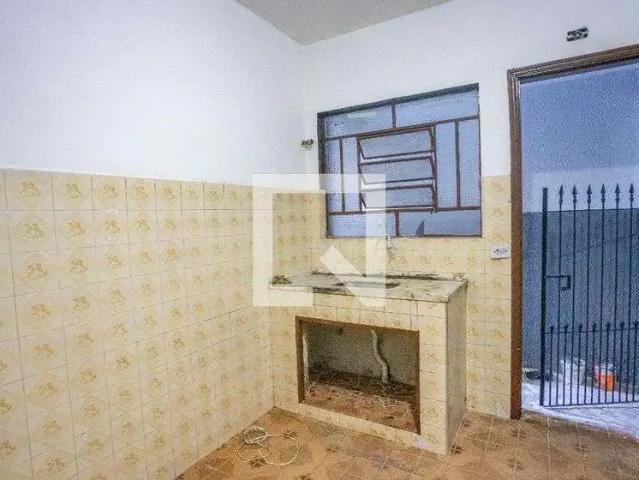 Casa / Sobrado para Locação em Diadema/SP Canhema 1 Quartos
