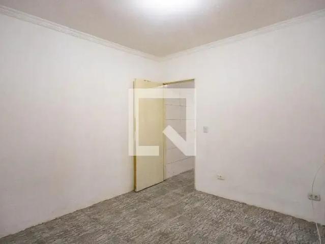 Casa / Sobrado para Locação em Diadema/SP Canhema 2 Quartos