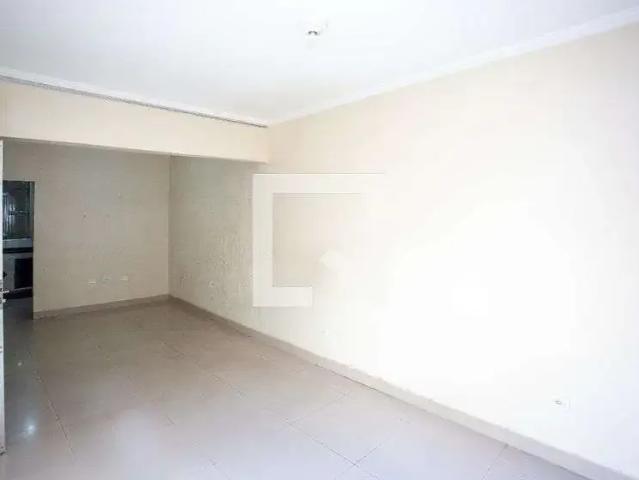 Casa / Sobrado para Locação em Diadema/SP Centro 1 Quartos