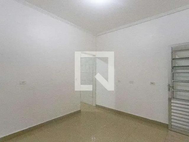 Casa / Sobrado para Locação em Diadema/SP Conceição 1 Quartos
