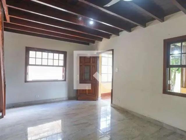 Casa / Sobrado para Locação em Diadema/SP Serraria 3 Quartos