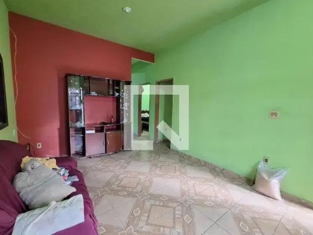 Casa / Sobrado para Locação em Duque de Caxias/RJ Chácaras Arcampo 3 Quartos