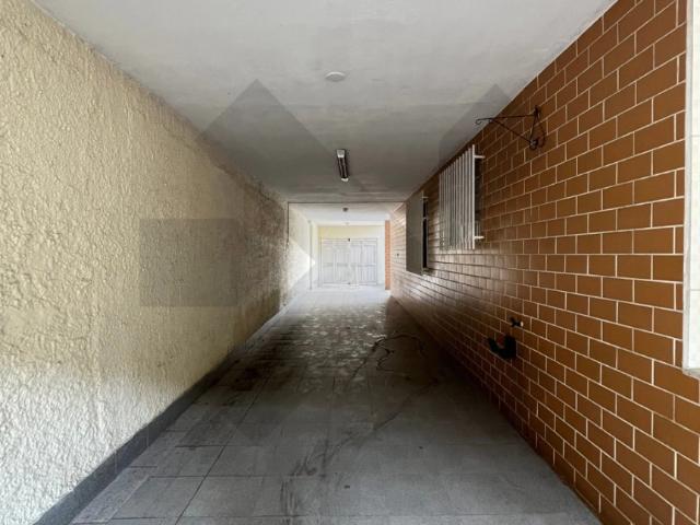Casa / Sobrado para Locação em Duque de Caxias/RJ Chácaras Rio Petrópolis 3 Quartos