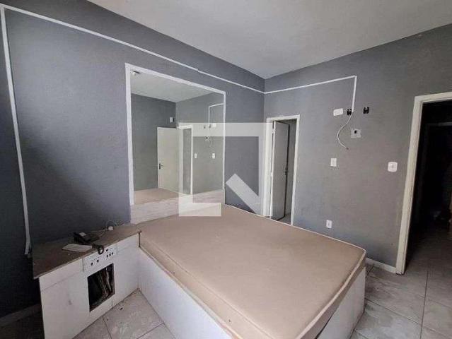 Casa / Sobrado para Locação em Duque de Caxias/RJ Doutor Laureano 1 Quartos