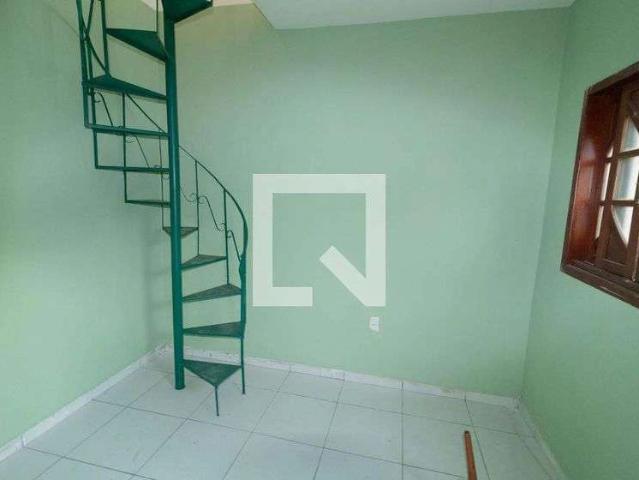 Casa / Sobrado para Locação em Duque de Caxias/RJ Jardim Olavo Bilac 1 Quartos
