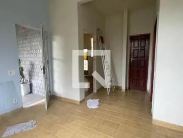 Casa / Sobrado para Locação em Duque de Caxias/RJ Jardim Primavera 2 Quartos