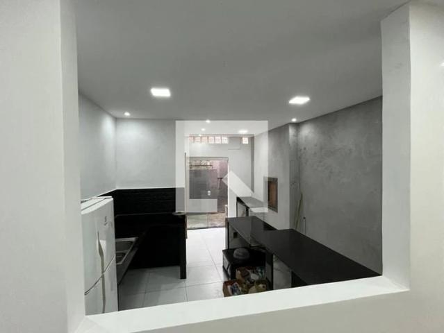 Casa / Sobrado para Locação em Duque de Caxias/RJ São Bento 2 Quartos