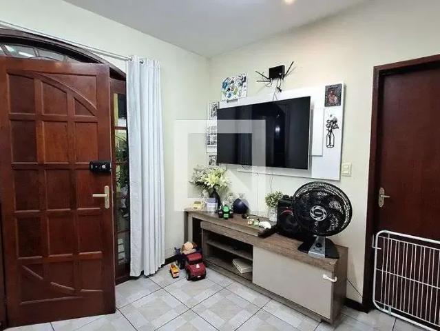 Casa / Sobrado para Locação em Duque de Caxias/RJ São Bento 3 Quartos