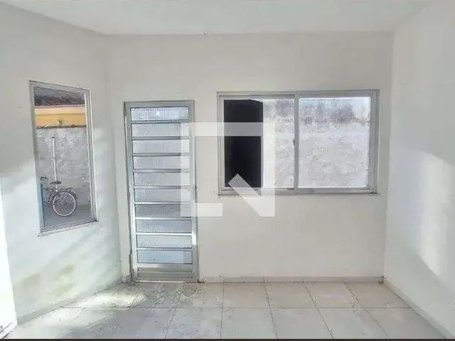 Casa / Sobrado para Locação em Duque de Caxias/RJ Santa Cruz da Serra 2 Quartos