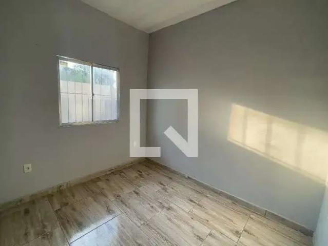Casa / Sobrado para Locação em Duque de Caxias/RJ Saracuruna 1 Quartos
