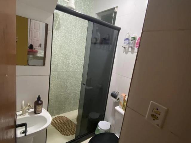 Casa / Sobrado para Locação em Duque de Caxias/RJ Saracuruna 2 Quartos
