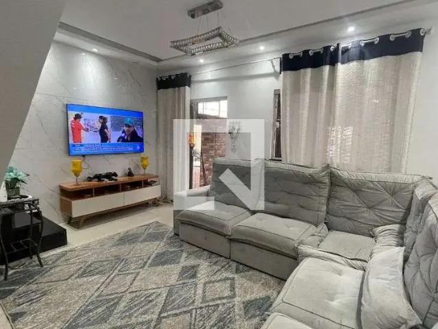 Casa / Sobrado para Locação em Duque de Caxias/RJ Parque Fluminense 2 Quartos