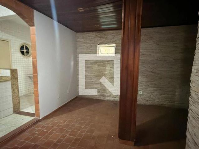 Casa / Sobrado para Locação em Duque de Caxias/RJ Vila Centenário 2 Quartos