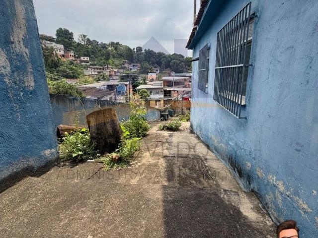 Casa / Sobrado para Locação em Duque de Caxias/RJ Vila Rosário 2 Quartos