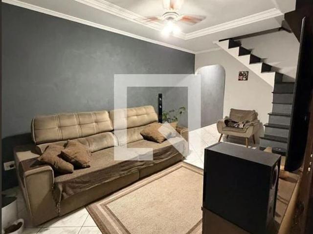 Casa / Sobrado para Locação em Embu das Artes/SP Jardim Casa Branca 3 Quartos