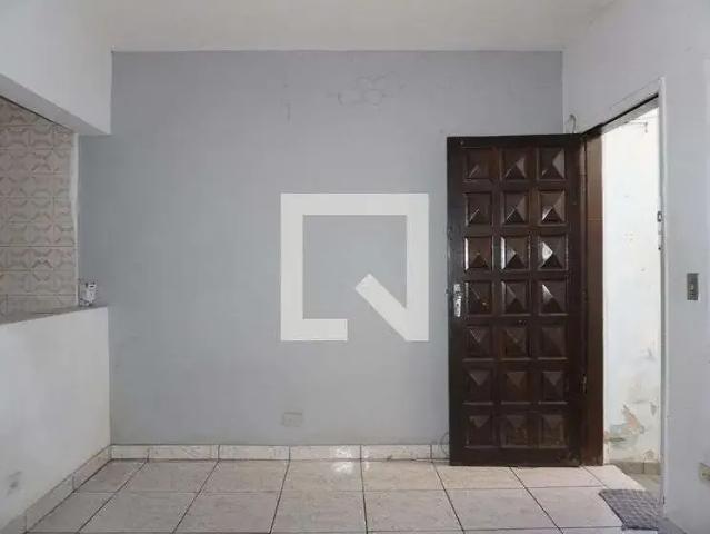 Casa / Sobrado para Locação em Embu das Artes/SP Jardim Casa Branca 2 Quartos