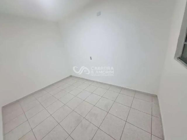 Casa / Sobrado para Locação em Embu das Artes/SP Jardim Ângela 2 Quartos
