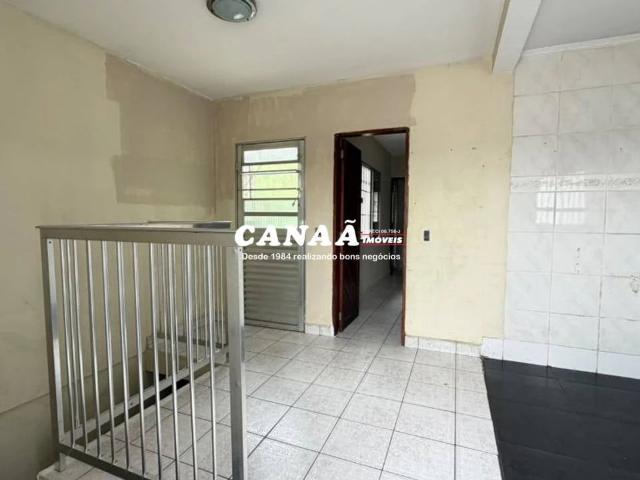Casa / Sobrado para Locação em Embu das Artes/SP Jardim Santa Tereza 1 Quartos