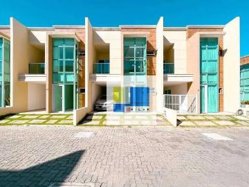 Casa para alugar em Eusébio, Ceará - Garagem