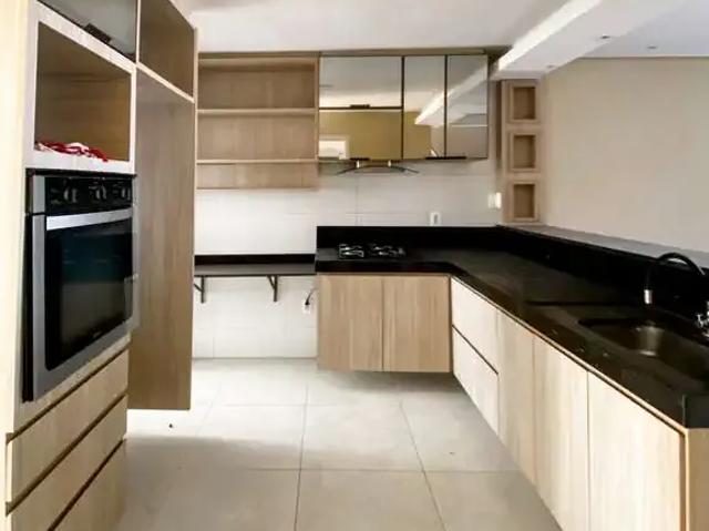 Casa / Sobrado para Locação em Eusébio/CE Coité 4 Quartos