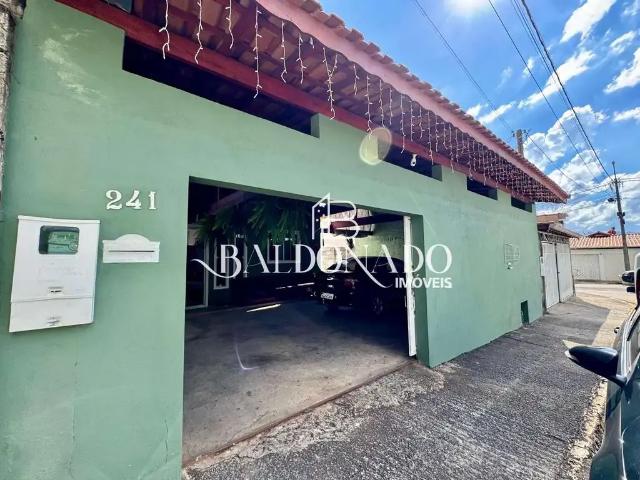 Casa / Sobrado para Locação em Extrema/MG Tenentes 2 Quartos