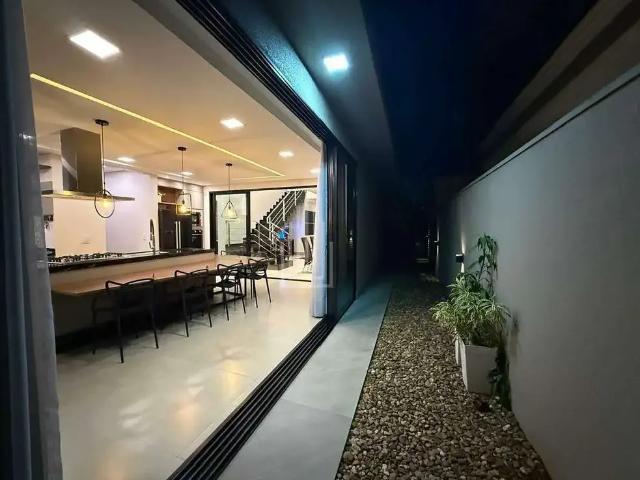Casa / Sobrado para Locação em Foz do Iguaçu/PR Jardim Ipê 1 Quartos