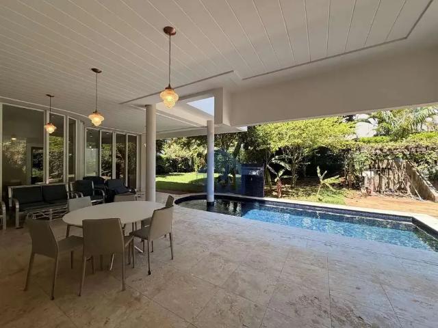 Casa / Sobrado para Locação em Foz do Iguaçu/PR Parque Monjolo 3 Quartos