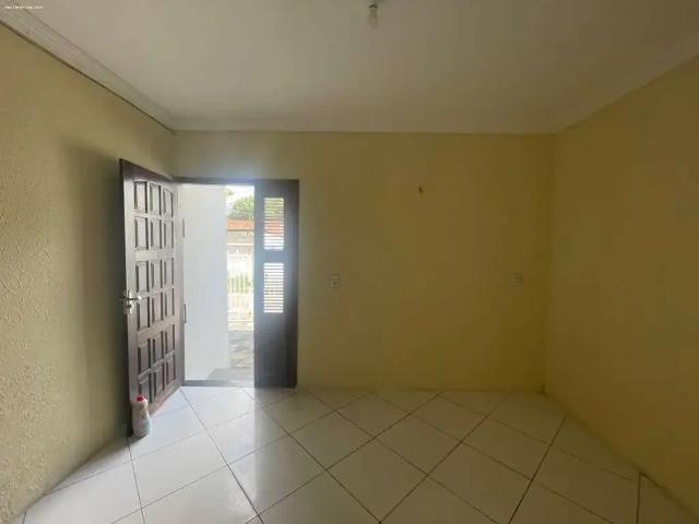 Casa / Sobrado para Locação em Fortaleza/CE Conjunto Ceará II 2 Quartos