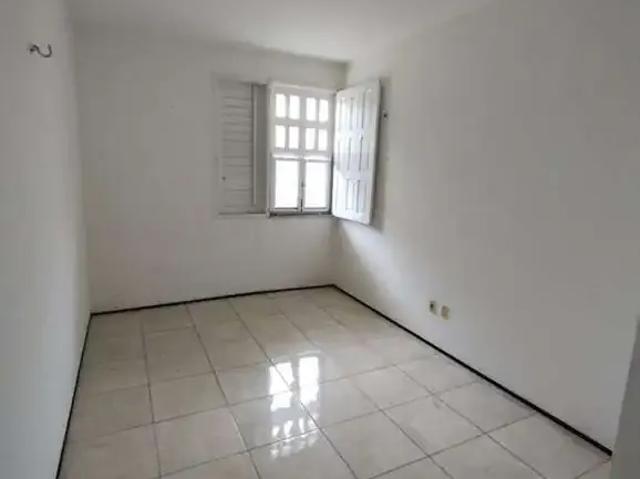 Casa / Sobrado para Locação em Fortaleza/CE Cambeba 4 Quartos