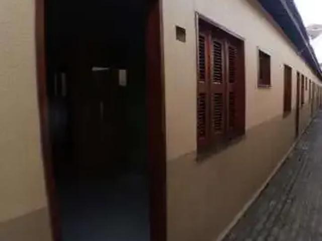 Casa / Sobrado para Locação em Fortaleza/CE Carlito Pamplona 2 Quartos