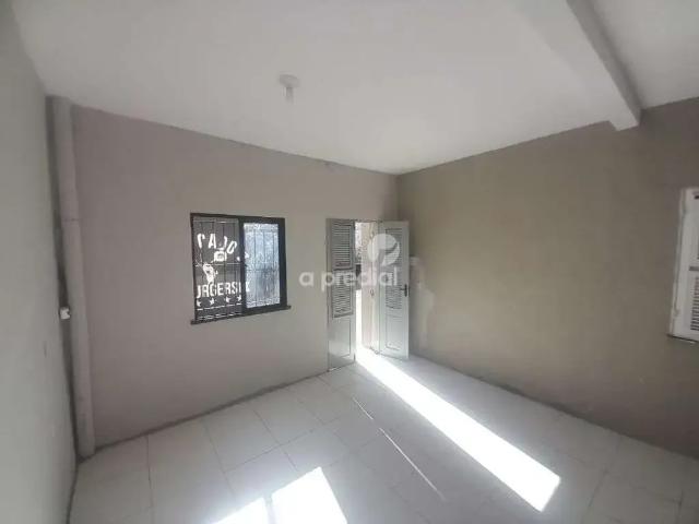 Casa / Sobrado para Locação em Fortaleza/CE Centro 2 Quartos