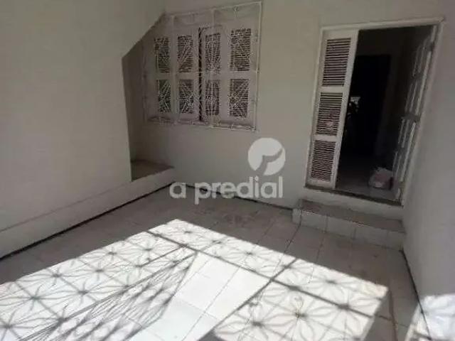 Casa / Sobrado para Locação em Fortaleza/CE Centro 3 Quartos