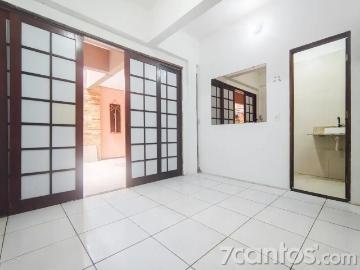 Casa / Sobrado para Locação em Fortaleza/CE Cidade dos Funcionários 1 Quartos