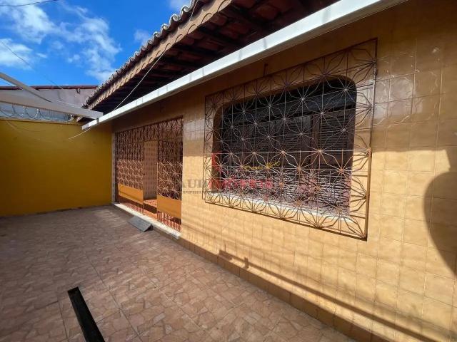 Casa / Sobrado para Locação em Fortaleza/CE Damas 5 Quartos