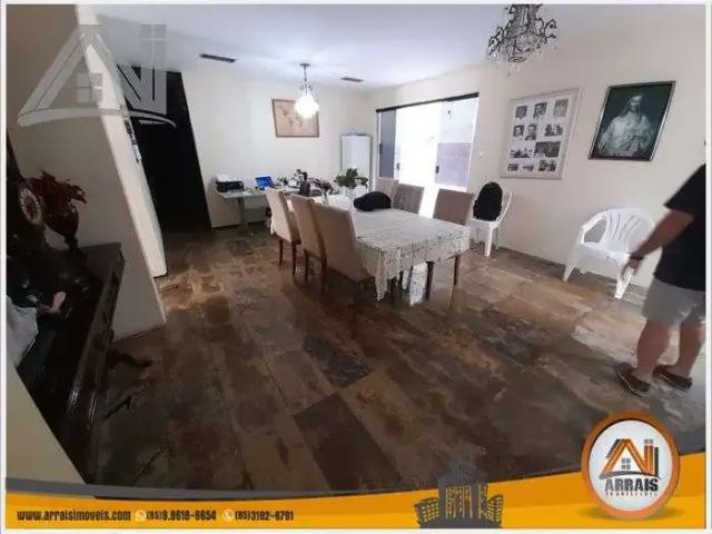 Casa / Sobrado para Locação em Fortaleza/CE Fátima 4 Quartos