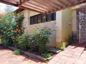 Casa para alugar em Fátima, Fortaleza - Garagem
