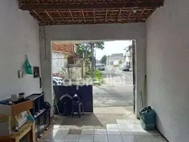 Casa / Sobrado para Locação em Fortaleza/CE João XXIII 2 Quartos