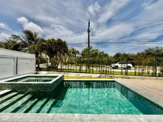 Casa / Sobrado para Locação em Fortaleza/CE Lagoa Redonda 5 Quartos