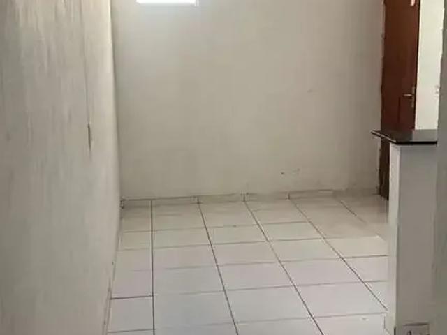 Casa / Sobrado para Locação em Fortaleza/CE Lagoa Redonda 1 Quartos