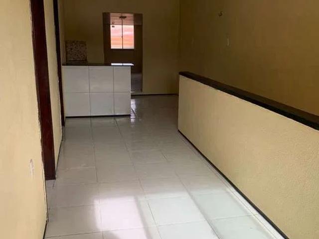 Casa / Sobrado para Locação em Fortaleza/CE Lagoa Redonda 2 Quartos