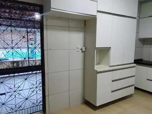 Casa / Sobrado para Locação em Fortaleza/CE Lagoa Redonda 2 Quartos