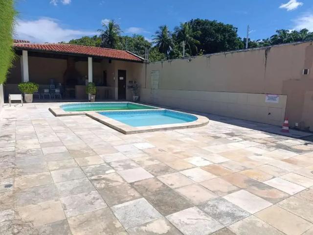 Casa / Sobrado para Locação em Fortaleza/CE Lagoa Redonda 3 Quartos